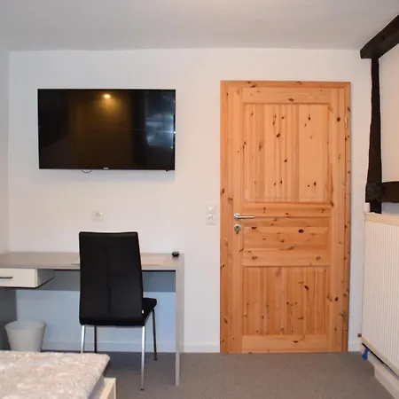 Ferienwohnung شقة Lichtenau (Westphalia)